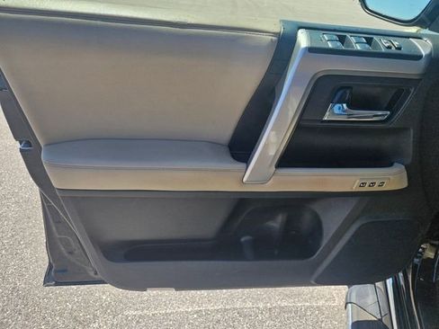 Used 2017 Toyota 4Runner Limited image 10