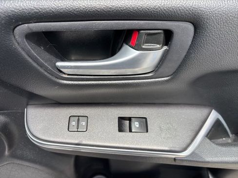 Used 2015 Toyota Camry SE FWD image 52