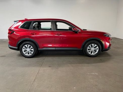 Used 2023 Honda CR-V LX image 2