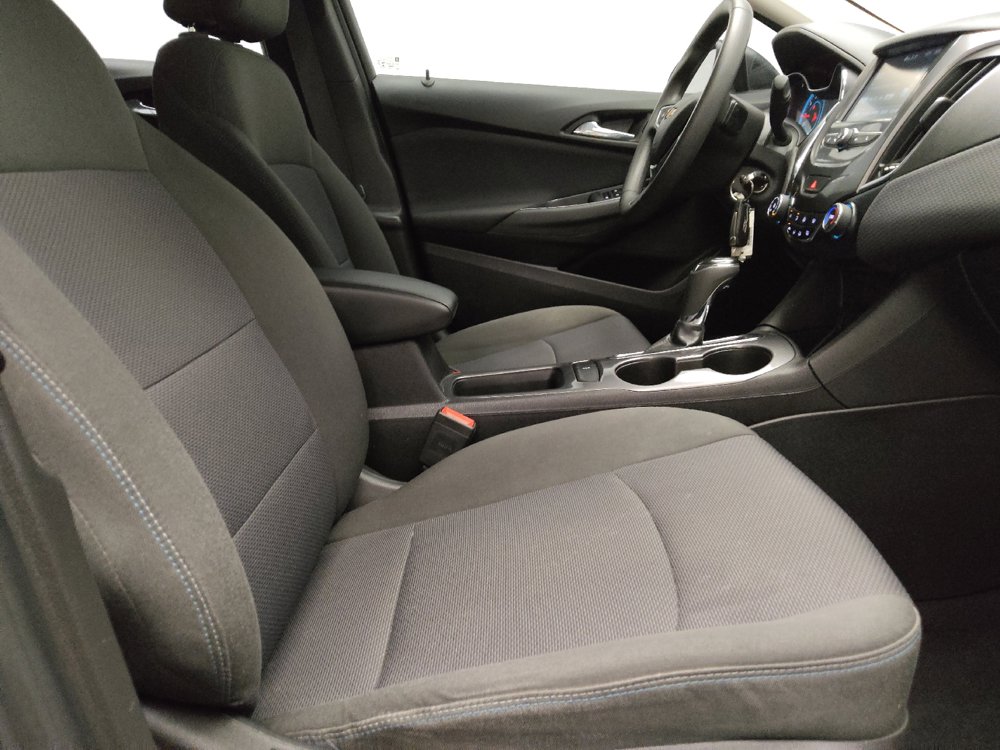 Used 2018 Chevrolet Cruze LT FWD image 21