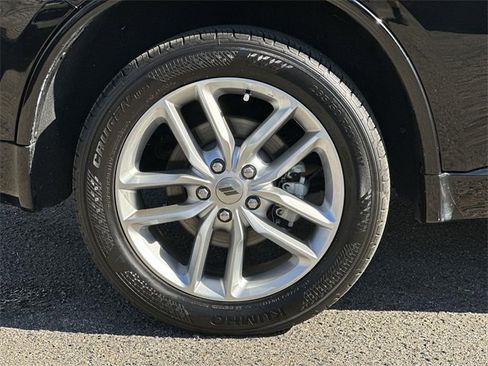 Used 2024 Dodge Durango GT image 33