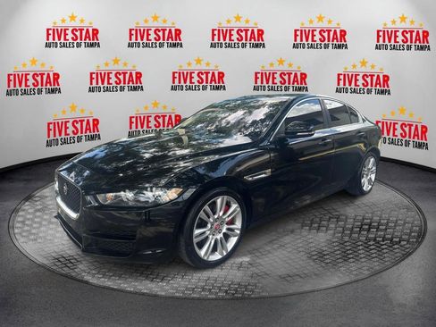 Used 2019 Jaguar XE image 3