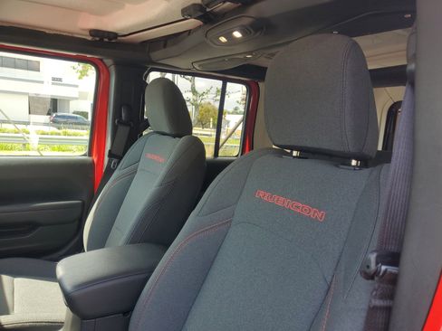 Used 2026 Jeep Wrangler Unlimited Rubicon image 16