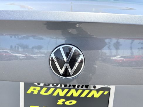 Used 2024 Volkswagen Jetta SE FWD image 40