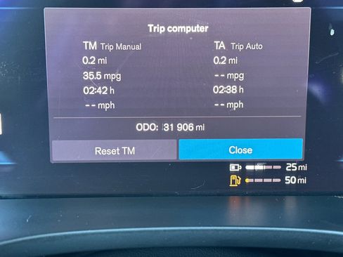 Used 2023 Volvo XC60 T8 Core image 25