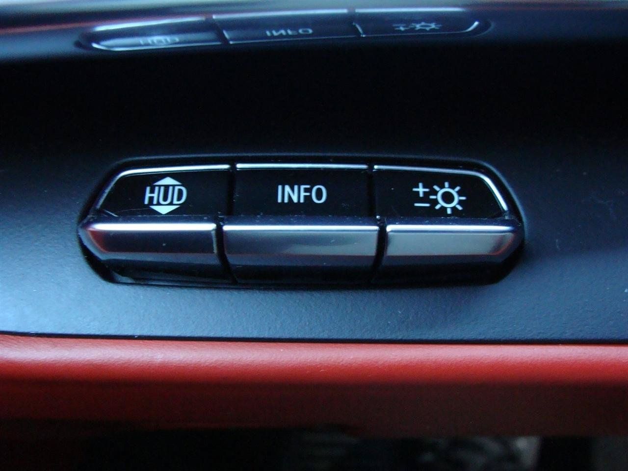 Used 2020 Chevrolet Corvette Stingray Premium Cpe w/ 3LT Preferred Equipment Group RWD image 32