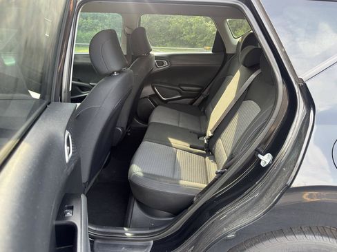 Used 2020 Kia Soul S FWD image 13