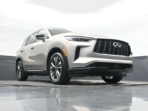 Used 2025 INFINITI QX60 Luxe image 46