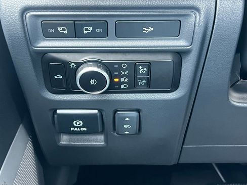 Used 2023 Ford F150 Raptor image 34