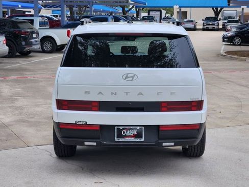 Used 2025 Hyundai Santa Fe SEL FWD image 14