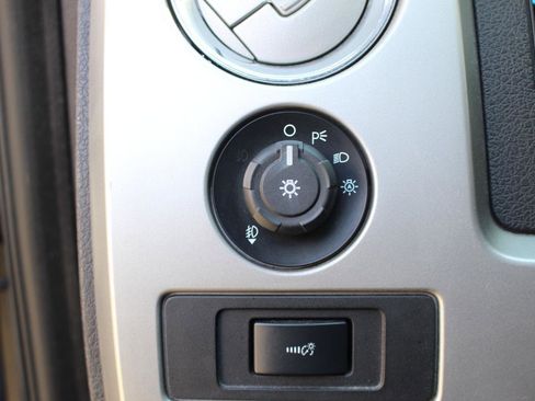 Used 2014 Ford F150 Lariat w/ Equipment Group 502A Luxury AWD/4WD image 20