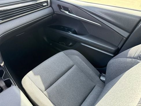 Used 2025 Toyota Camry LE w/ Convenience Package AWD/4WD image 15