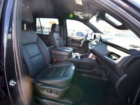 Used 2023 Chevrolet Tahoe RST w/ Luxury Package AWD/4WD image 19