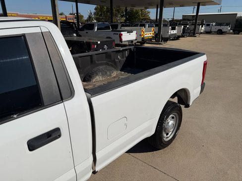 Used 2019 Ford F250 XL w/ Power Equipment Group image 10