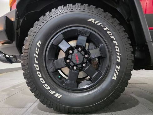 Used 2012 Toyota FJ Cruiser 4WD w/ Trail Teams Special Edition image 22