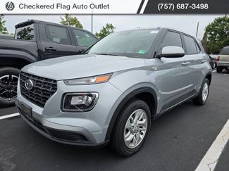 Used 2021 Hyundai Venue SE image 1