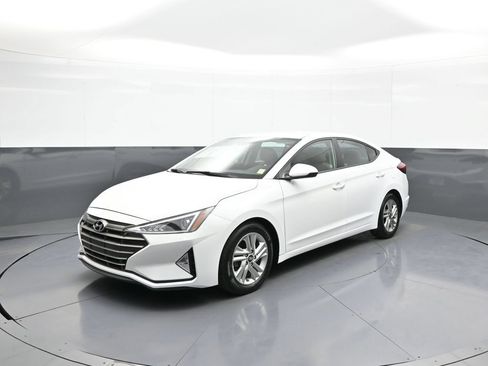 Used 2019 Hyundai Elantra SEL FWD image 1