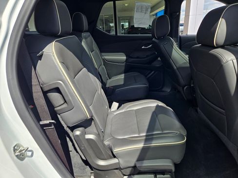 Used 2023 Chevrolet Traverse Premier w/ Redline Edition AWD/4WD image 11