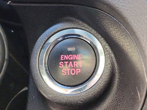 Used 2021 Subaru Ascent Limited w/ Technology Package image 23