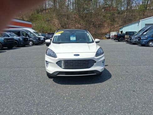 Certified 2021 Ford Escape Titanium w/ Titanium Elite Package AWD/4WD image 2