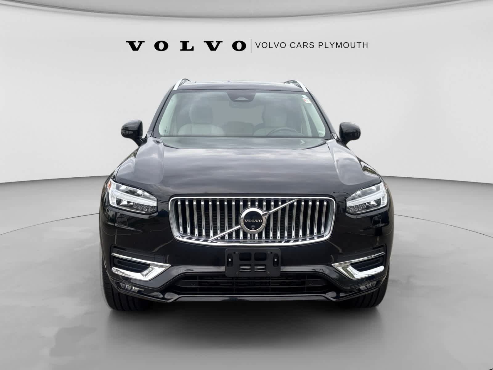Used 2024 Volvo XC90 B6 Plus AWD/4WD image 2