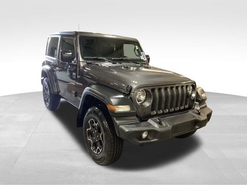 Used 2021 Jeep Wrangler Sport AWD/4WD image 9