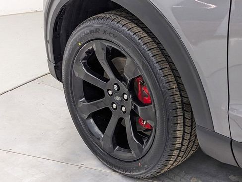 Used 2021 Ford Explorer ST w/ ST Street Pack image 5