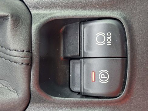 Used 2022 Toyota Corolla LE FWD image 24