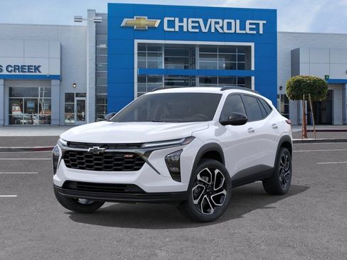 New 2026 Chevrolet Trax RS w/ Driver Confidence Package FWD image 7