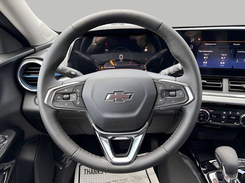 New 2026 Chevrolet Trax LT w/ Driver Confidence Package FWD image 16
