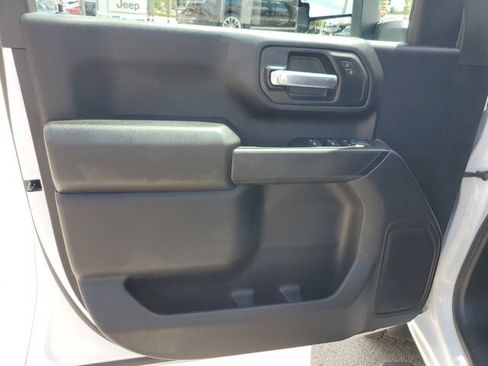Used 2025 Chevrolet Silverado 2500 Custom w/ Custom Convenience Package RWD image 22