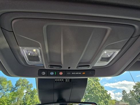 Used 2022 Chevrolet Silverado 1500 RST w/ Z71 Off-Road Package image 25