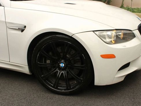 Used 2008 BMW M3 Convertible RWD image 3