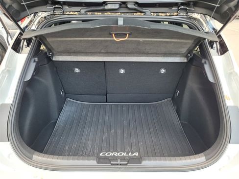 Used 2025 Toyota Corolla Hatchback image 25