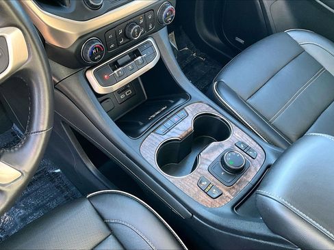 Used 2020 GMC Acadia Denali w/ Technology Package image 19