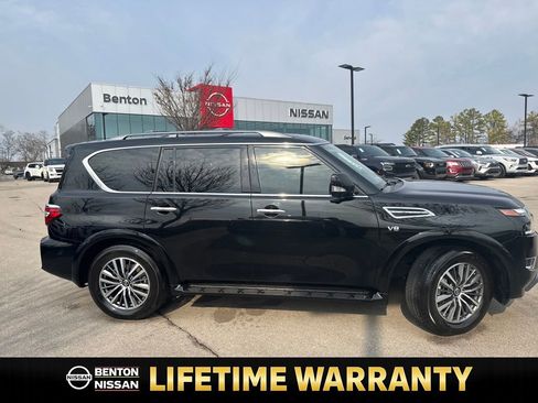 Certified 2022 Nissan Armada SL image 3