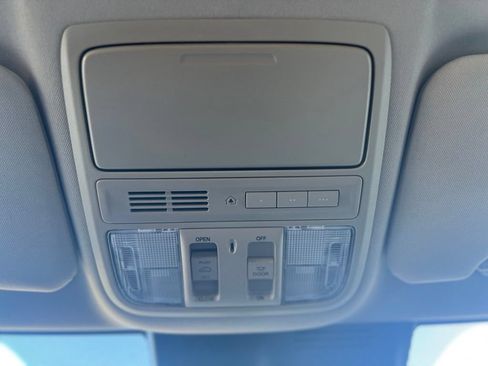 Used 2018 Honda CR-V EX-L image 17