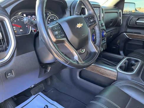 Used 2019 Chevrolet Silverado 1500 High Country image 13