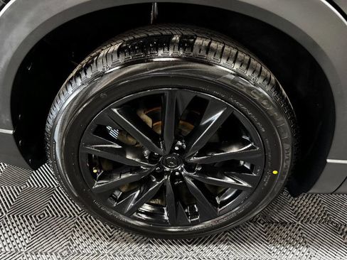 Used 2017 MAZDA CX-9 Signature AWD/4WD image 19