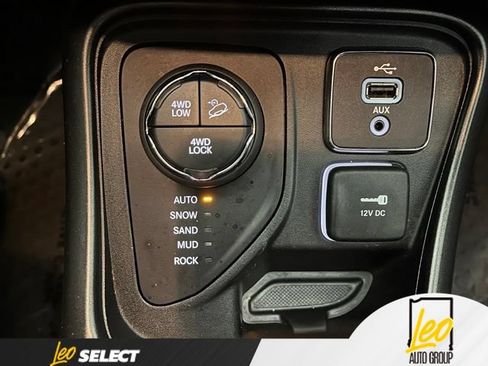 Used 2018 Jeep Compass Trailhawk w/ Leather Interior Group AWD/4WD image 27