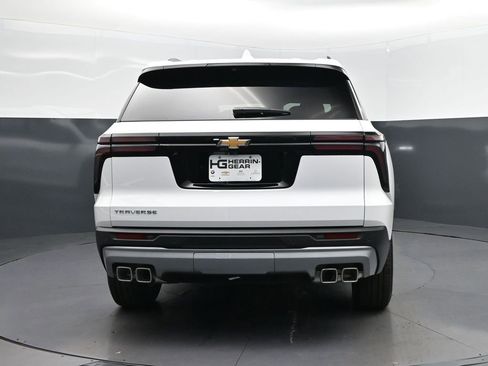 New 2026 Chevrolet Traverse LT w/ Enhanced Driving Package FWD image 6