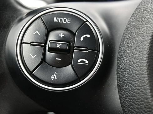 Used 2020 Kia Soul GT-Line FWD image 21