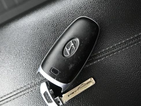 Used 2022 Hyundai Santa Cruz SEL Premium AWD/4WD image 37