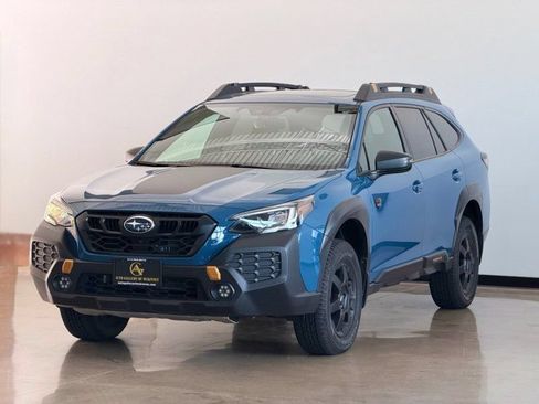 Used 2025 Subaru Outback Wilderness w/ Wilderness Package AWD/4WD image 3