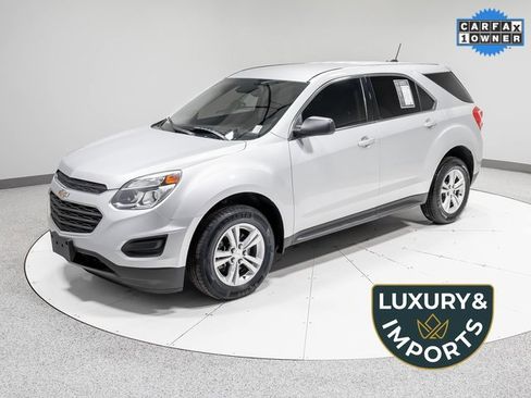 Used 2017 Chevrolet Equinox LS image 1