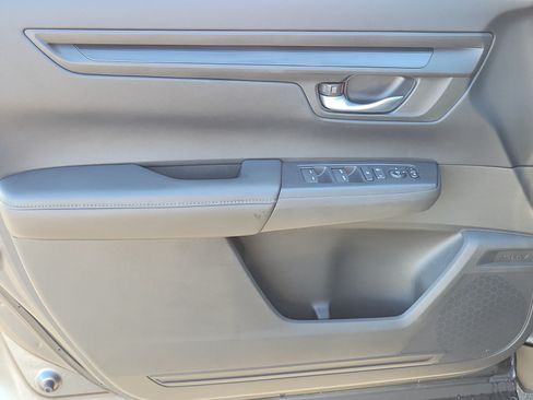 Used 2023 Honda CR-V EX image 13