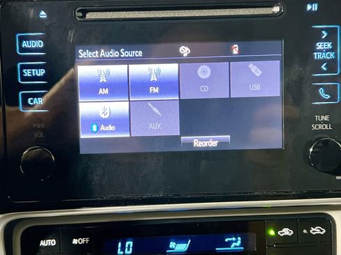 Used 2017 Toyota Corolla LE FWD image 27