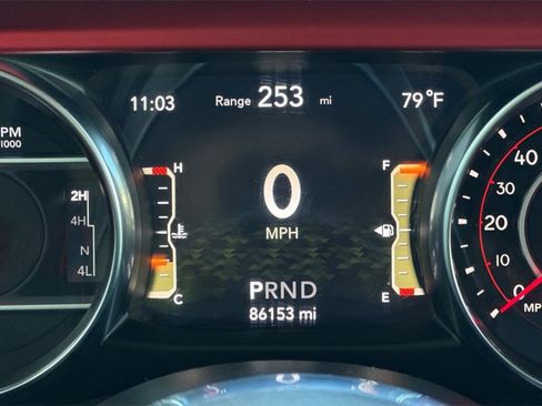 Used 2019 Jeep Wrangler Unlimited Rubicon image 31