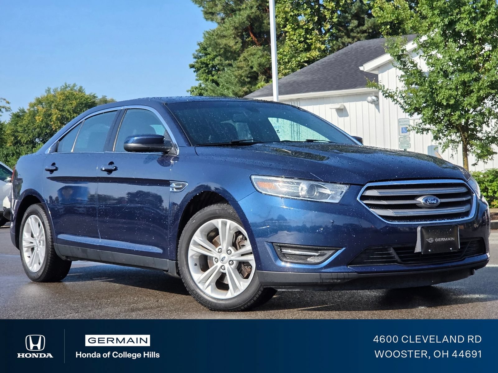 Used 2017 Ford Taurus SEL FWD image 5
