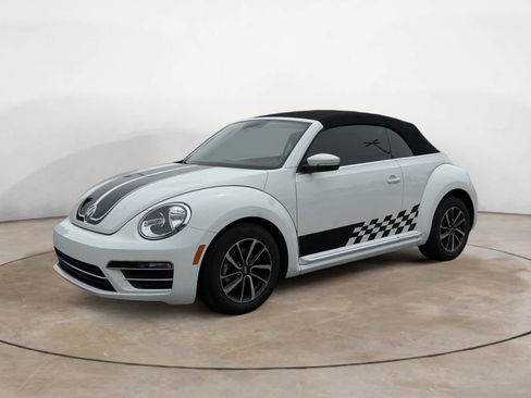 Used 2019 Volkswagen Beetle 2.0T S FWD image 14